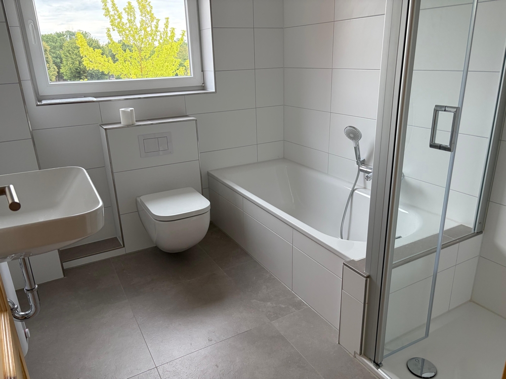 Alles NEU - Erstbezug nach Sanierung - Neues Vollbad
