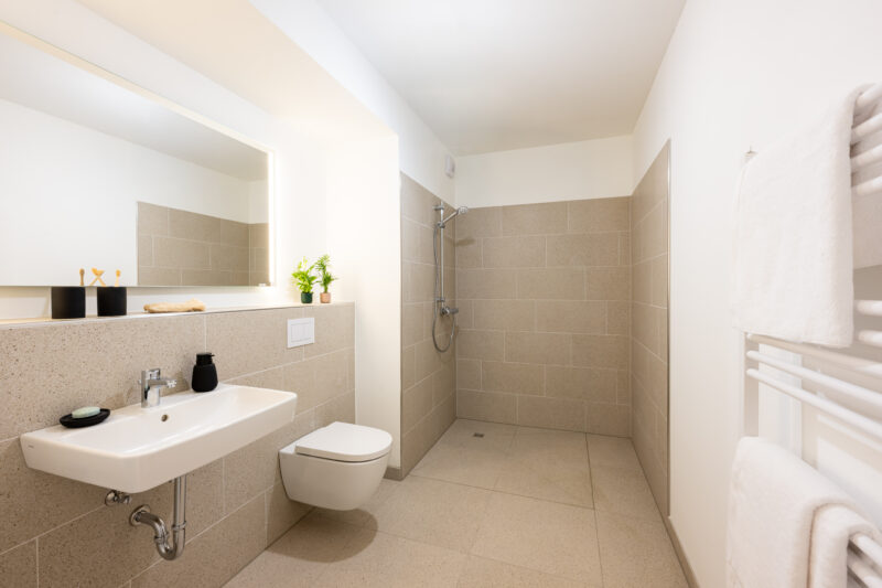 LÜNEBURG: ROTEN BLEICHER Neubauprojekt. - Musterwohnung-Badezimmerjpg-800x533