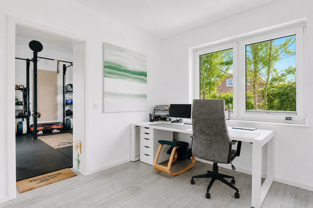 Exklusives Traumhaus für Ihre Familie! - Büro