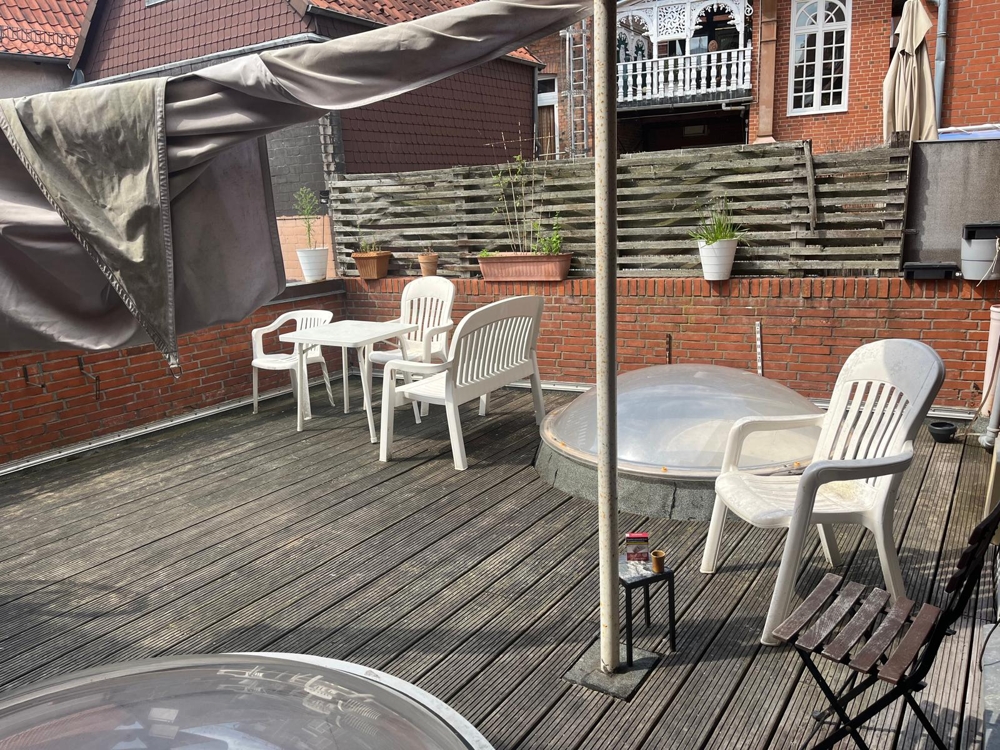 City-Altbau-Wohnung - Balkon