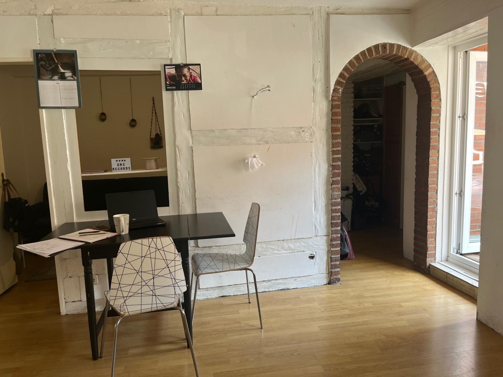 City-Altbau-Wohnung - Essbereich