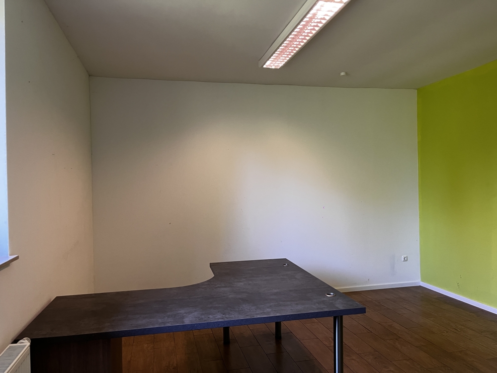 * Bürofläche in Winsen an der Autobahn * - Büro