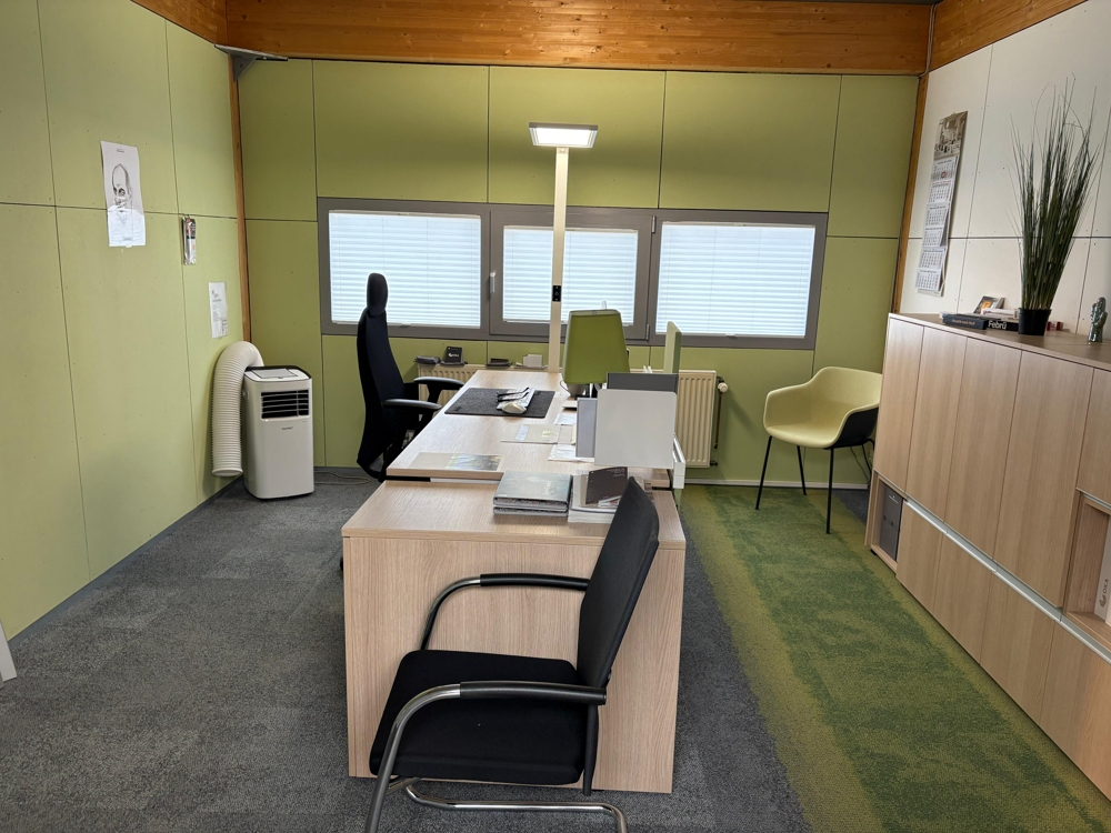 * Ihr neues Geschäftshaus! * - Bürofläche