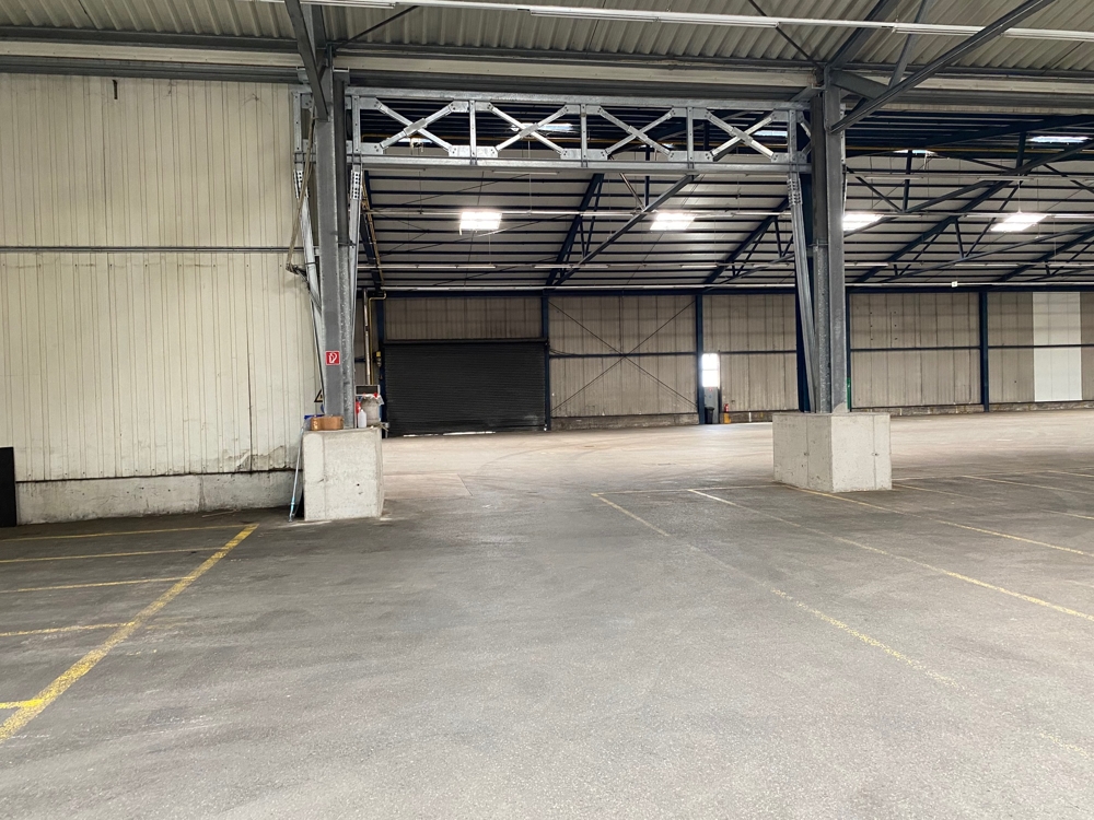 * Großzügiges Gewerbegrundstück mit Lagerhalle * - Bild