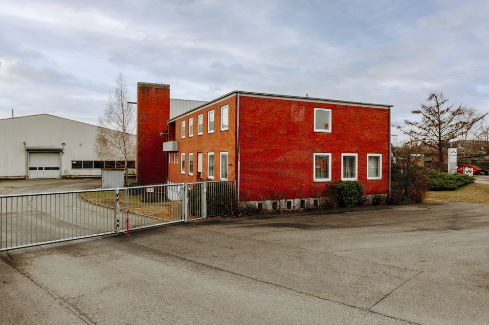 * Großzügiges Gewerbegrundstück mit Lagerhalle * - _DSC8960