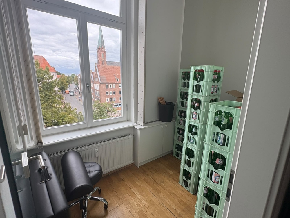 * Bürofläche direkt am Lüneburger Marktplatz * - 11