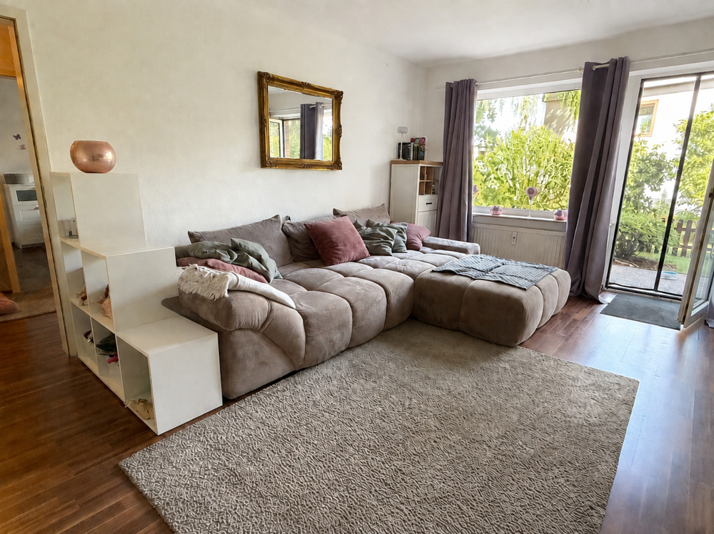 Vermietete 2-Zimmer-Wohnung in Adendorf auf Erbbaurecht - Wohnzimmer mit Gartenzugang