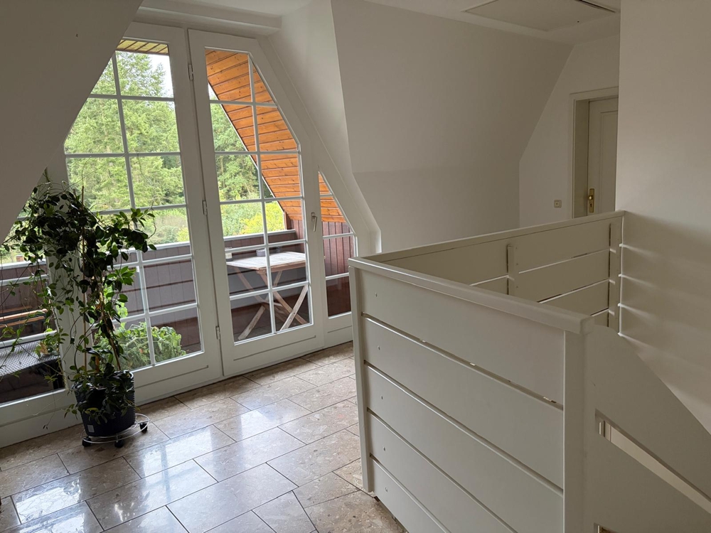 Hier wohnt es sich gut - Treppenhaus1
