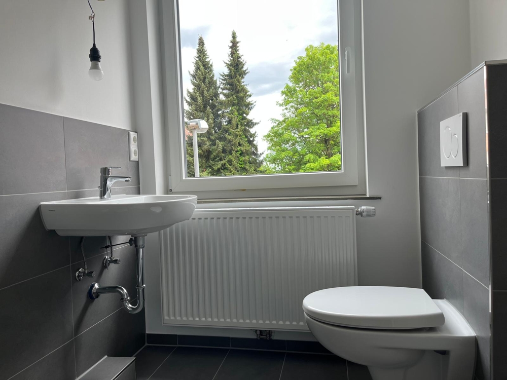 Frisch saniert und gemütlich am Kreideberg - Neues Badezimmer