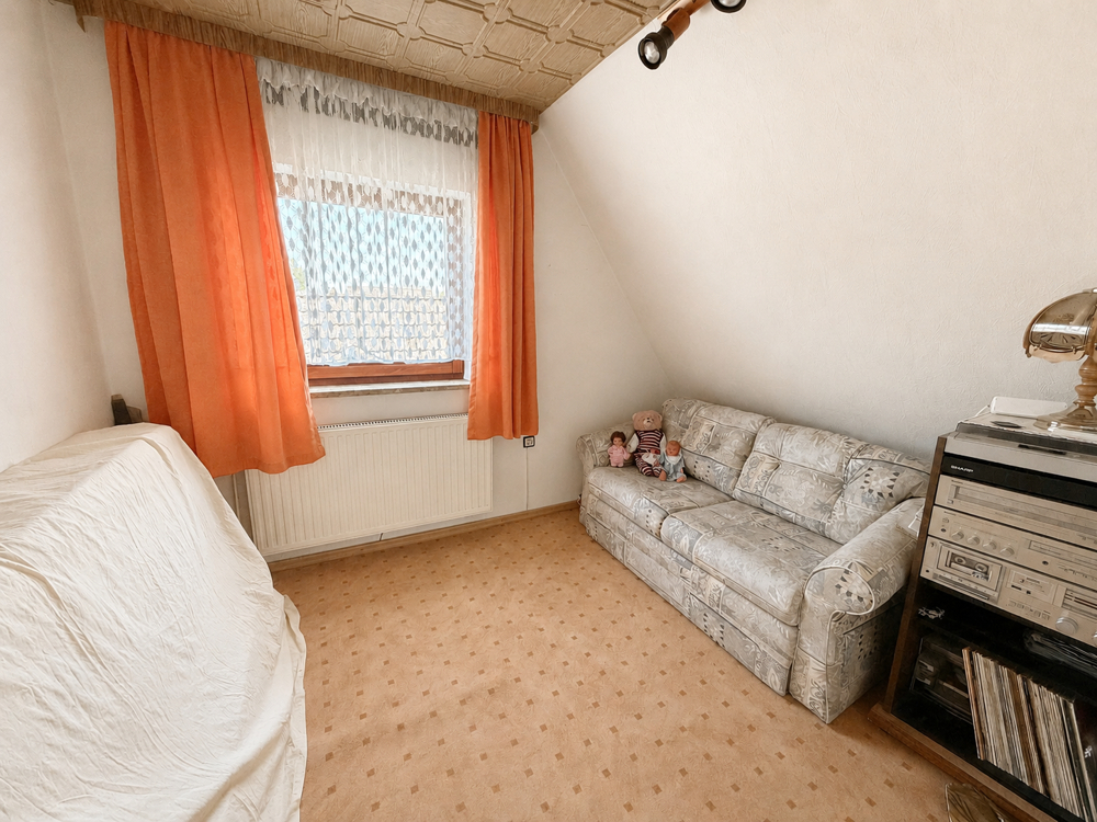 Einfamilienhaus mit Charakter und großem Garten - Arbeitszimmer