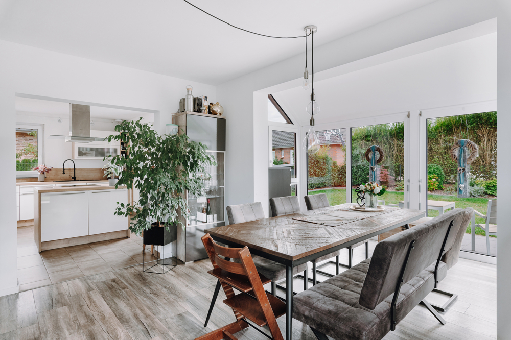 Modernes Wohnglück mit Wintergarten in Boltersen - Wintergarten