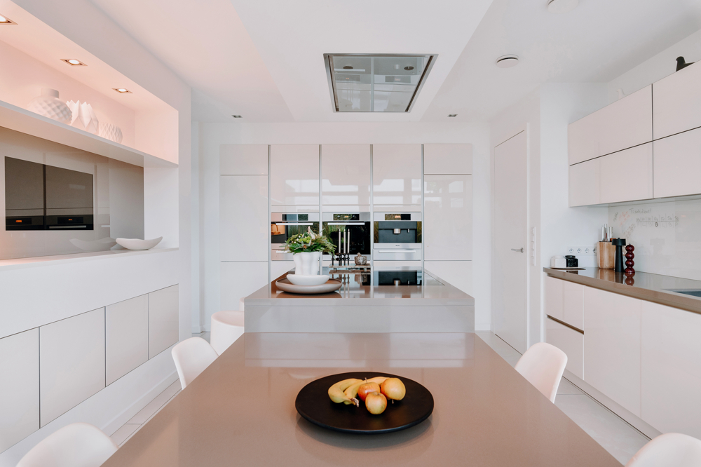 Exklusive Architektenvilla in Lüneburg-Häcklingen! - Großer Küchenbereich