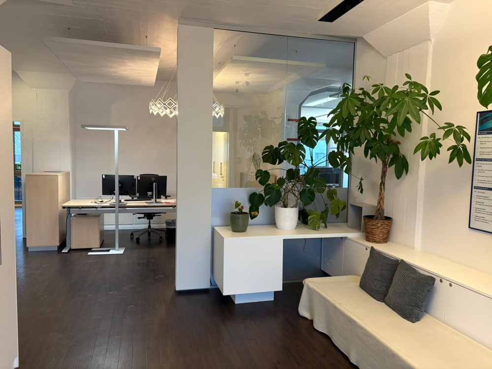 * Bürofläche im Speicherquartier * - 2