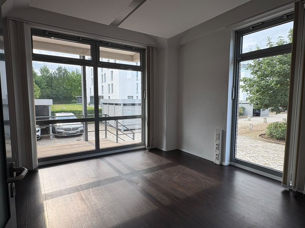 * Bürofläche im Speicherquartier * - 6