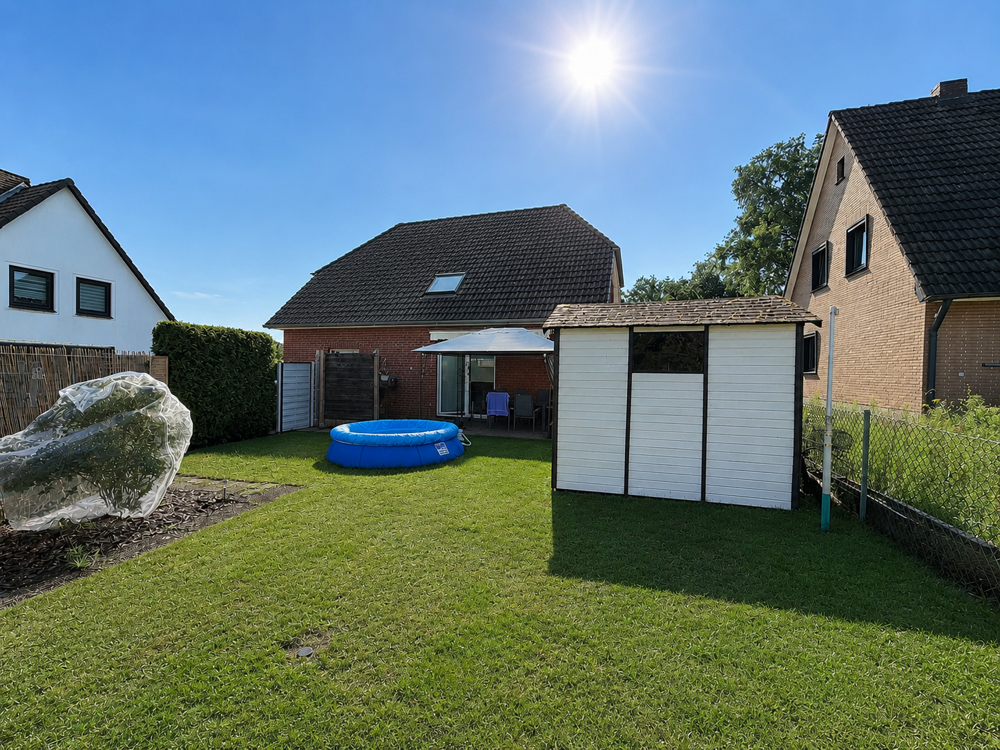 Modernes und gut vermietetes Zweifamilienhaus - Hausansicht