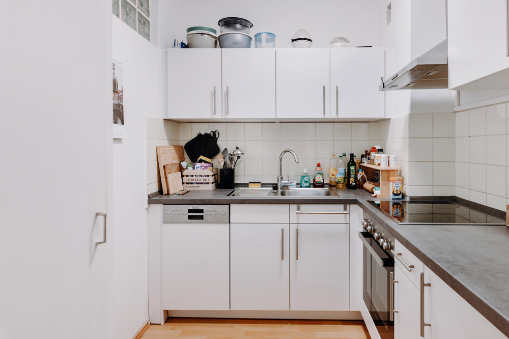Gut vermietete 2-Zimmer-Wohnung mit Balkon & Aufzug - Küche