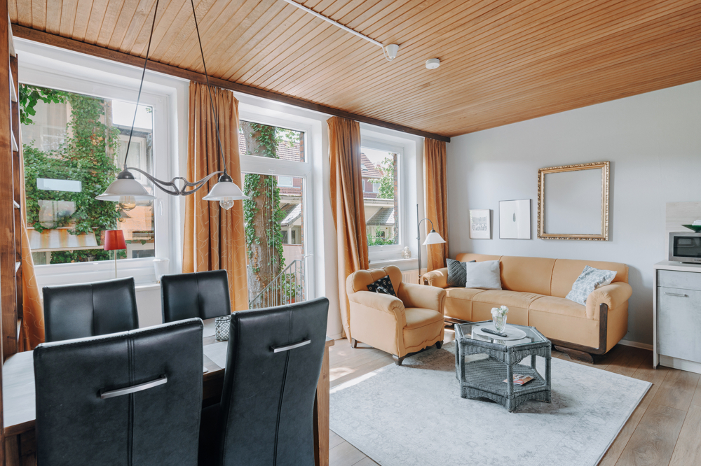 Drei vermietbare Einheiten in innenstadtnaher Lage! - Wohnung mit Terrasse