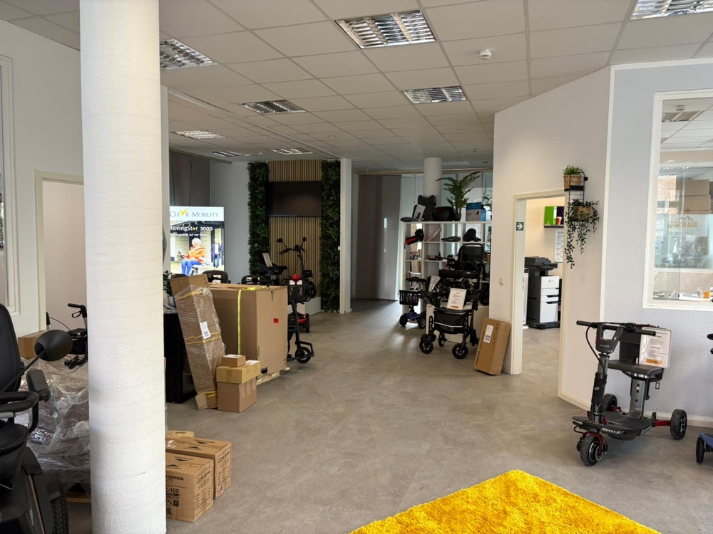 * Büro- oder Praxisfläche am St. Lambertiplatz * - 3