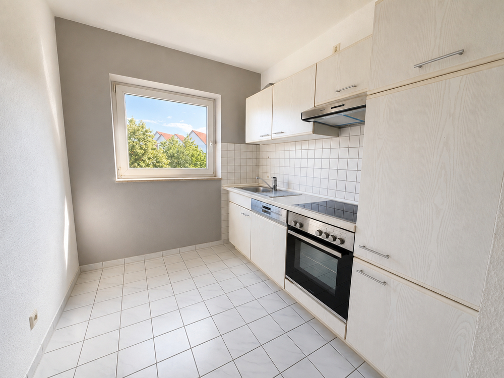 Gepflegte 2-Zimmer-Wohnung in grüner Lage - Küche